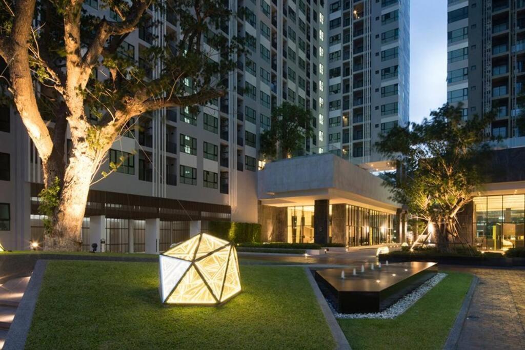 The Base Condo Center Of Pattaya Rooftop Swimming Pool Экстерьер фото
