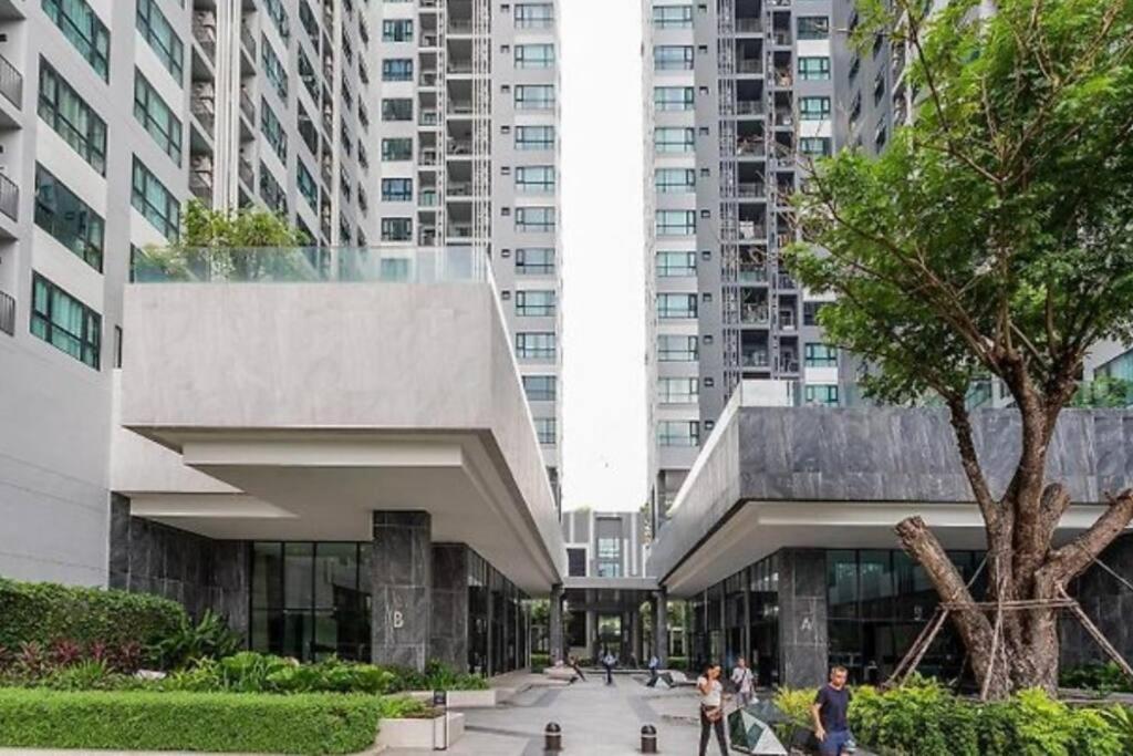 The Base Condo Center Of Pattaya Rooftop Swimming Pool Экстерьер фото