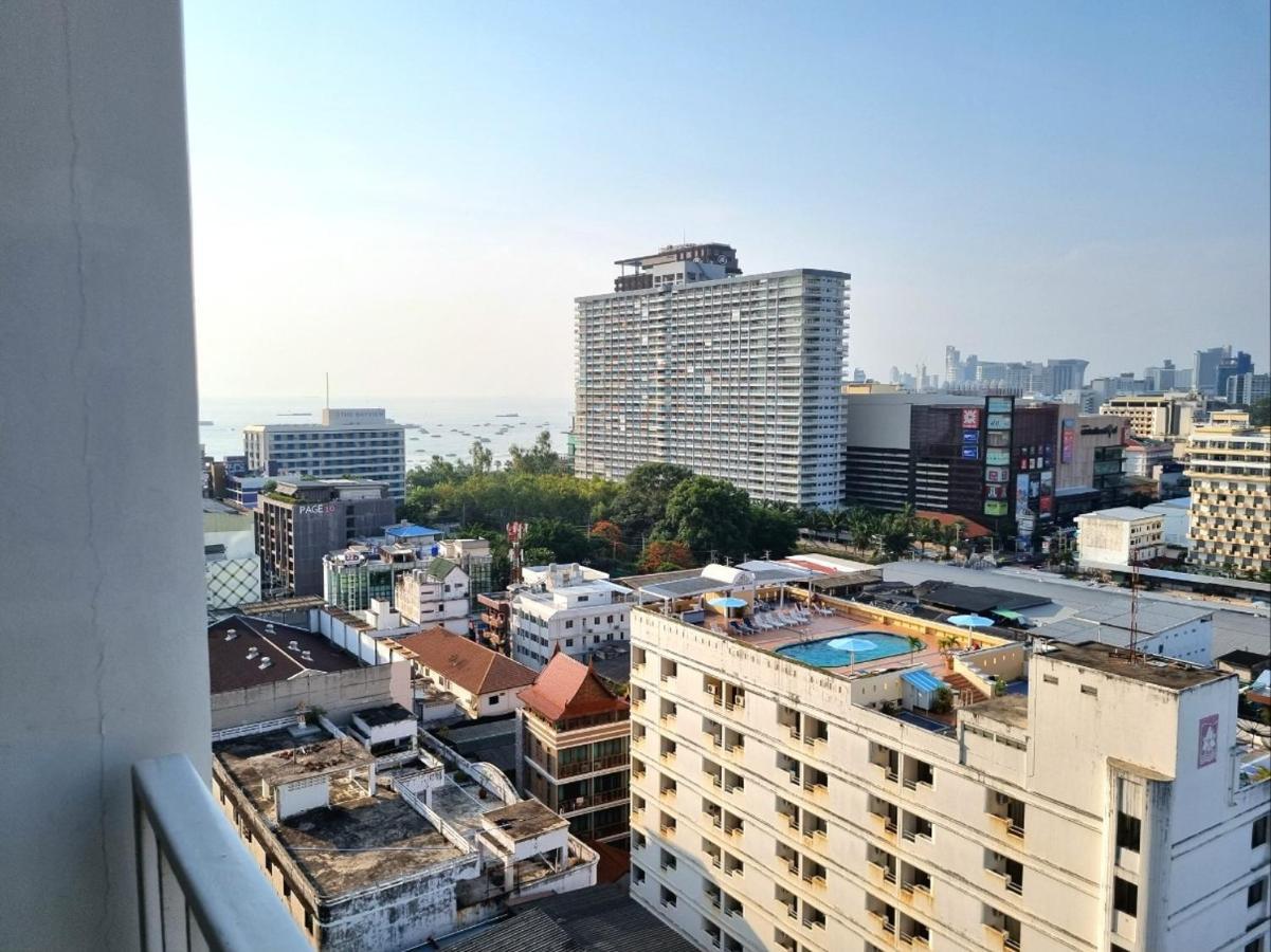 The Base Condo Center Of Pattaya Rooftop Swimming Pool Экстерьер фото