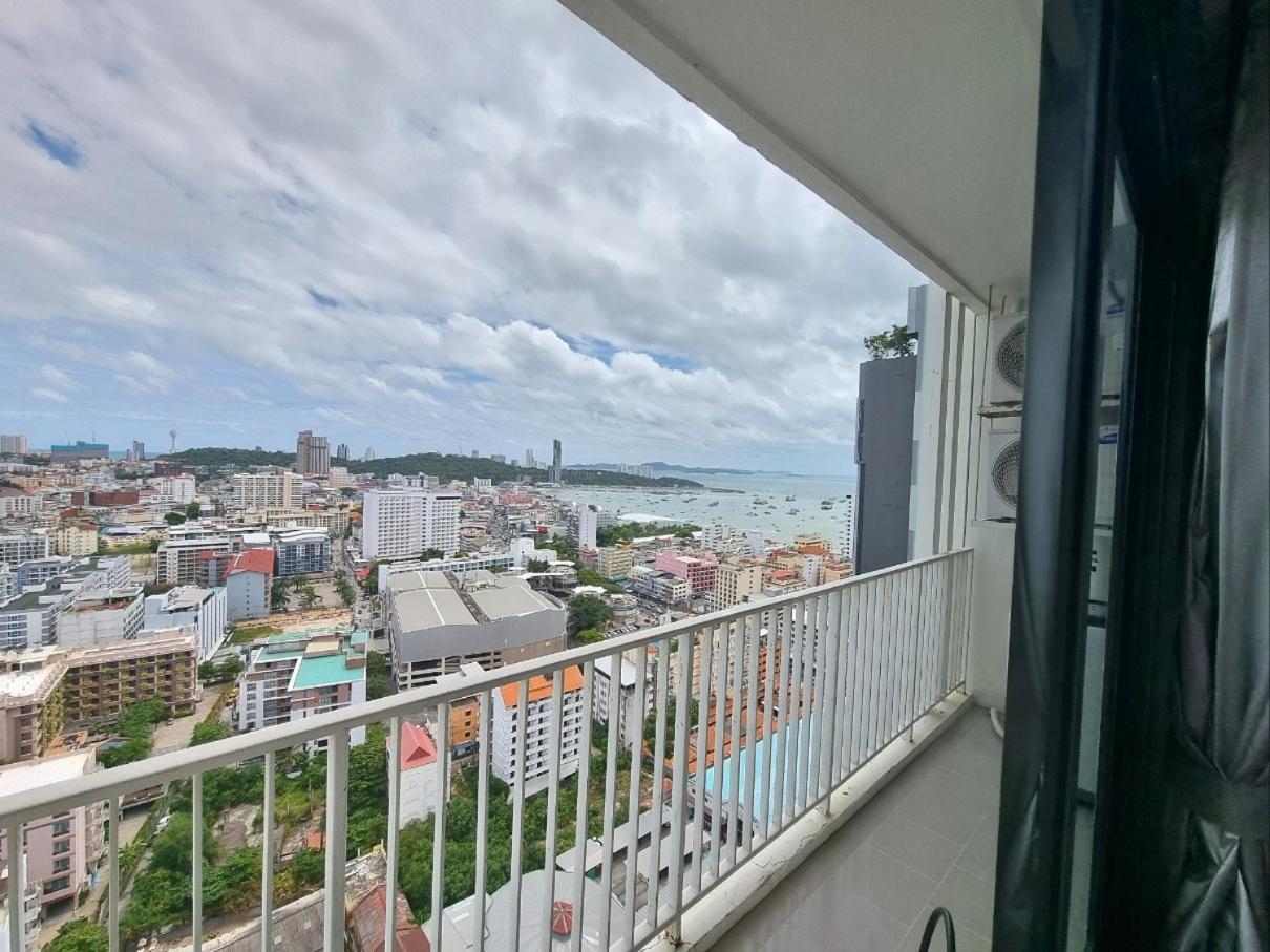 The Base Condo Center Of Pattaya Rooftop Swimming Pool Экстерьер фото